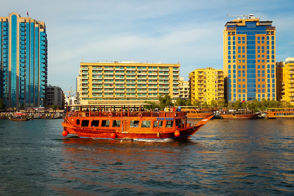 Dhow diner cruise over de Dubai Creek