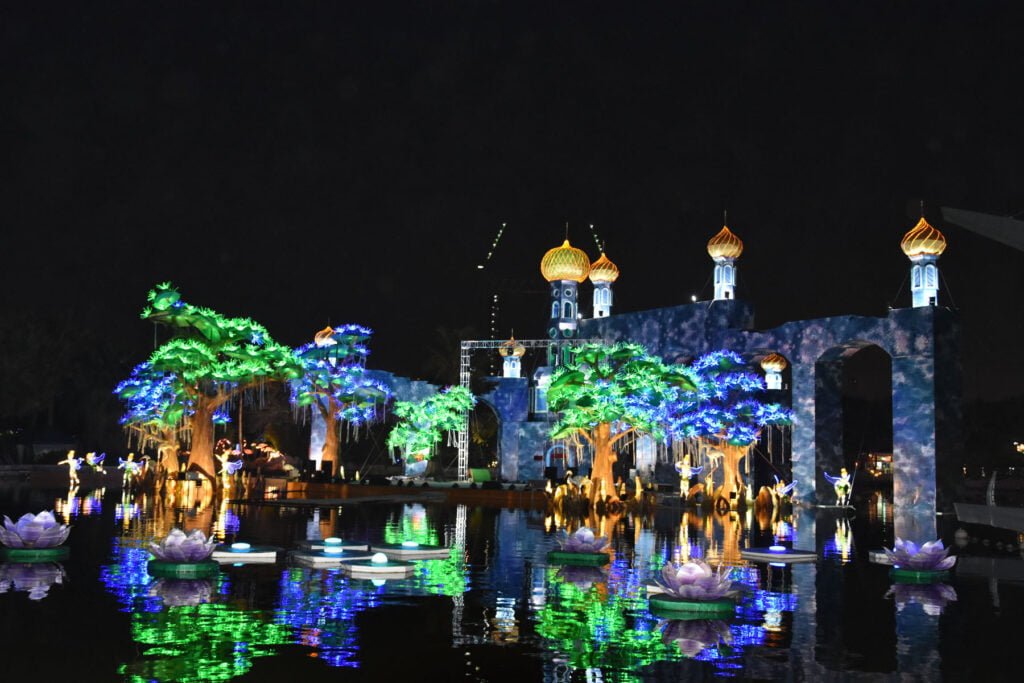Dubai Garden Glow