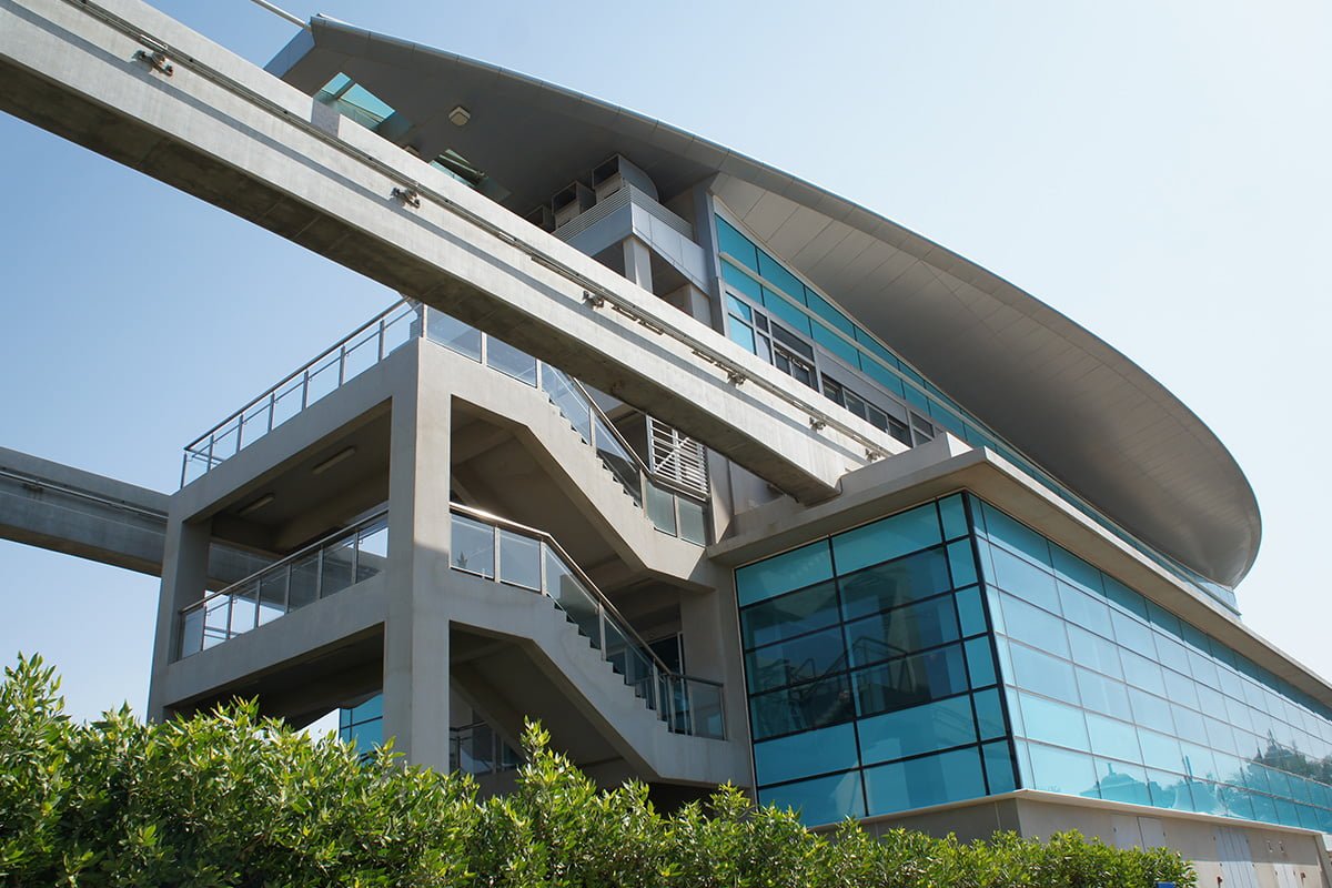 Het monorail station op Palm Jumeirah bij Atlantis